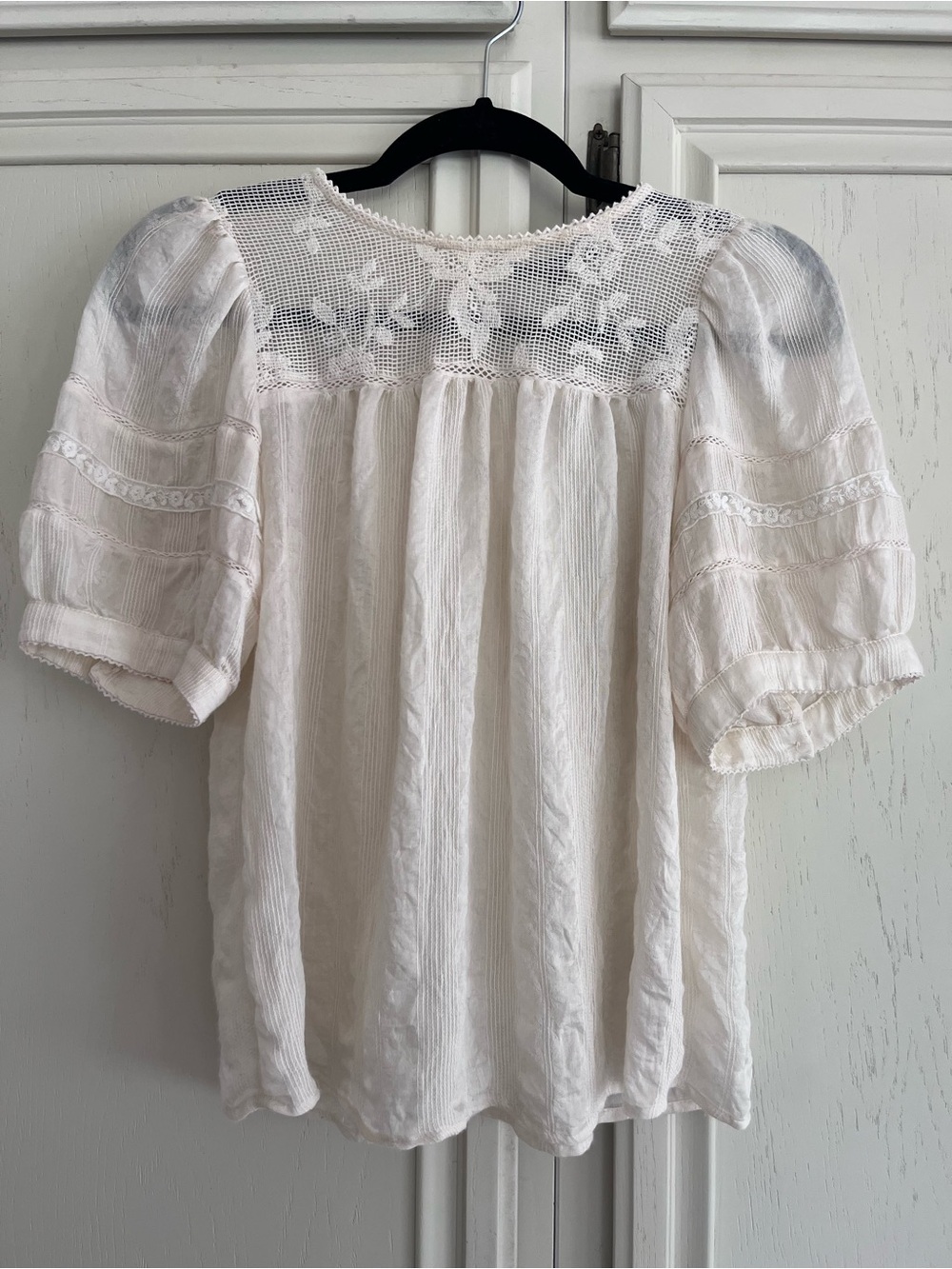 Adrianna Papell Women's Ivory Lace Puff Sleeve Top w/Pearl Button Accents